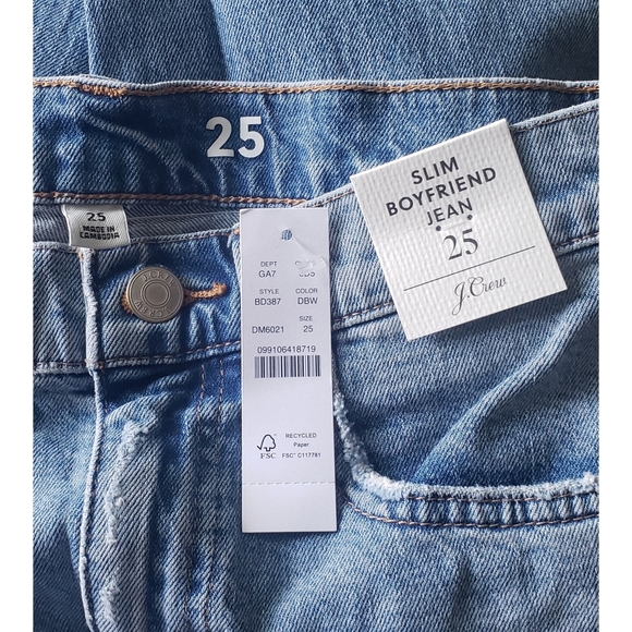 23. J.Crew Slim boyfriend jean in Darcy Bay wash - Picture 8 of 9